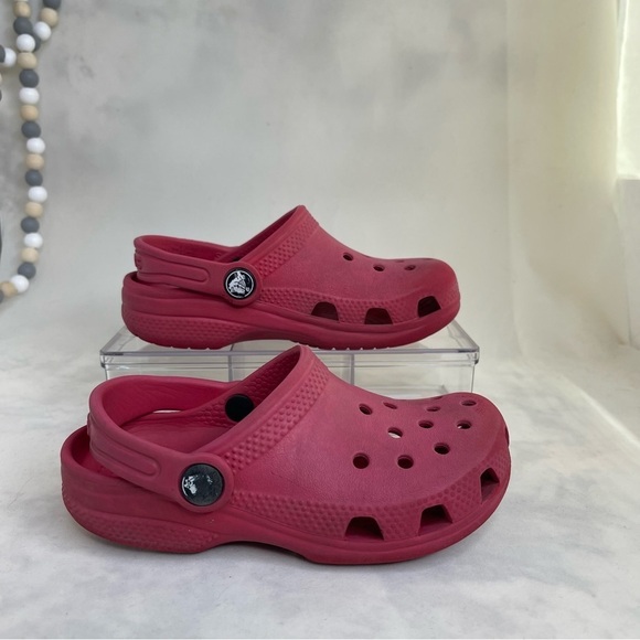 Iconic CROCS Comfort Clogs Red Ventilation Heel Strap water shoes Kids Size C10 - Picture 6 of 8